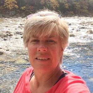 Meet your Posher, Linette